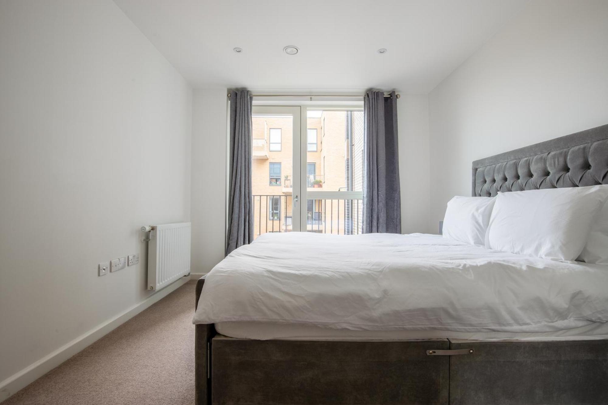 Londwell, Stylish Docklands Flat With Private Terrace * Londra
